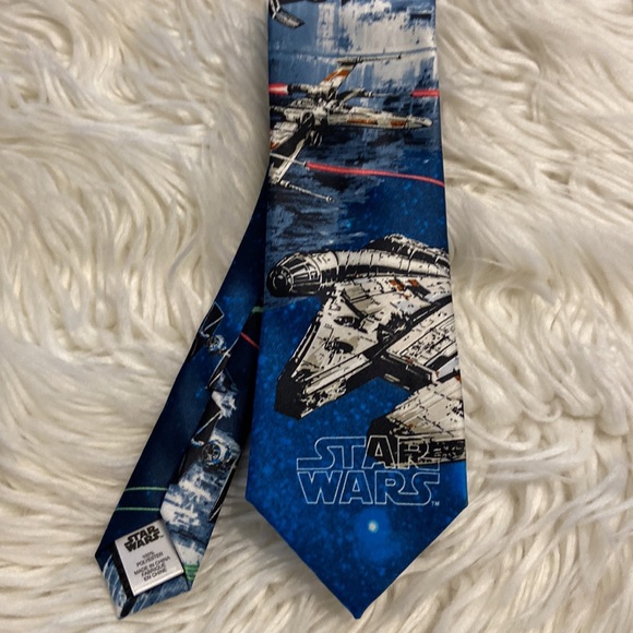 Star Wars Man Tie BNWOT  wide 3” beautiful tie - Picture 2 of 8